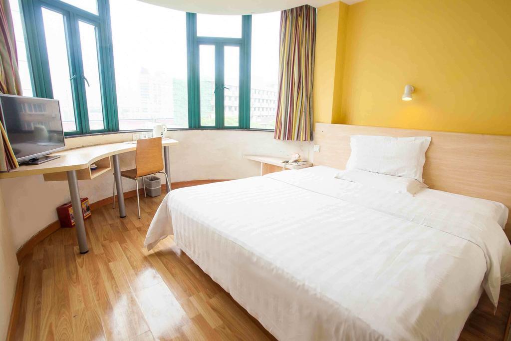 7Days Inn Zhuzhou Central Square Zimmer foto